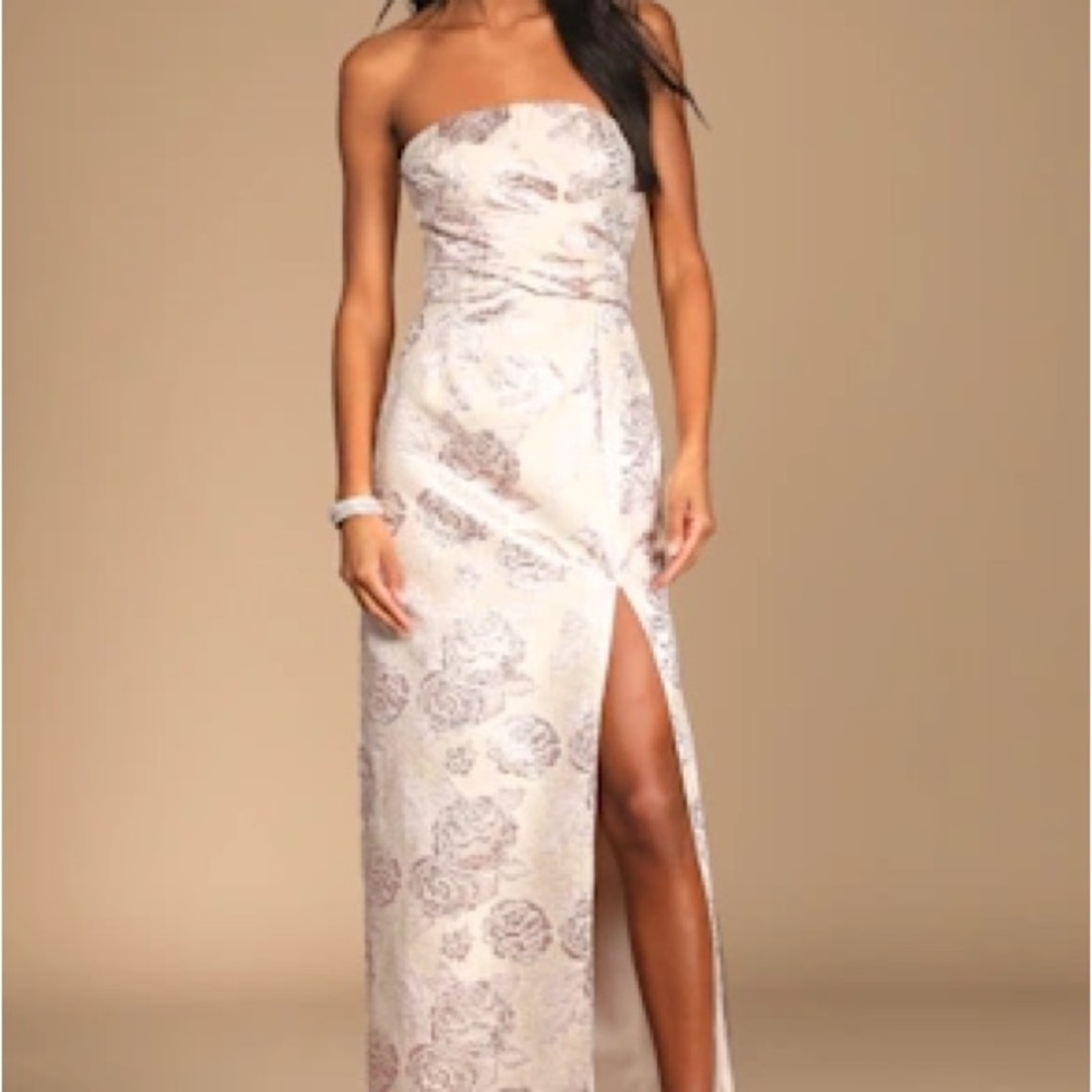 Lulu's Pale Pink Jacquard  Floral Strapless Dress